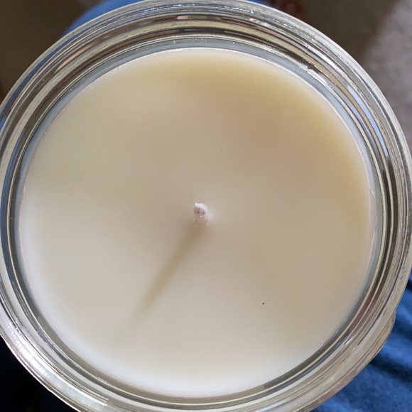 2/$25 - NEW “social media night light” candle - Picture 4 of 5